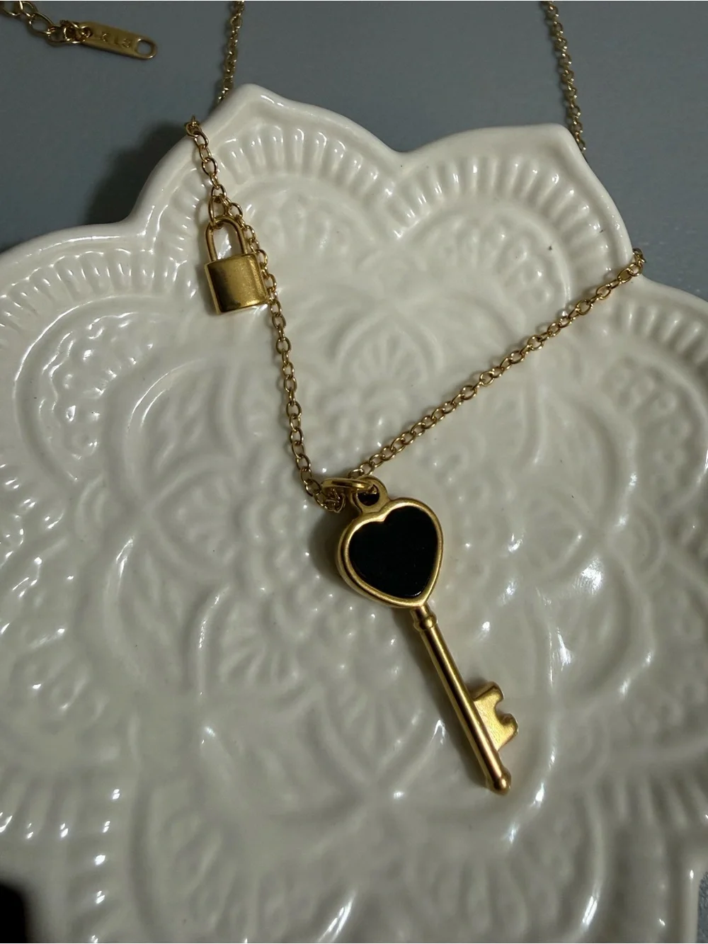 18K Plated Gold a black heart-shaped key With small lock charm pendant necklace